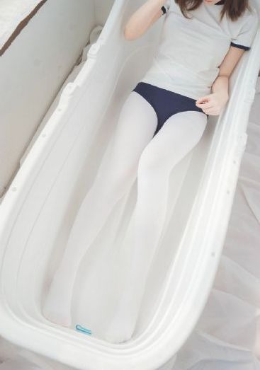 欧美女郎时装秀_DVD在线视频播放