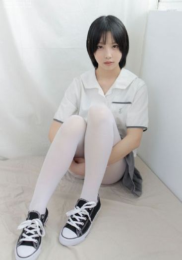 欧美色阿万_720在线播放