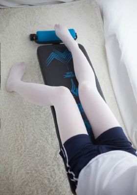 国产奔驰glk260多少钱_1080全集免费播放